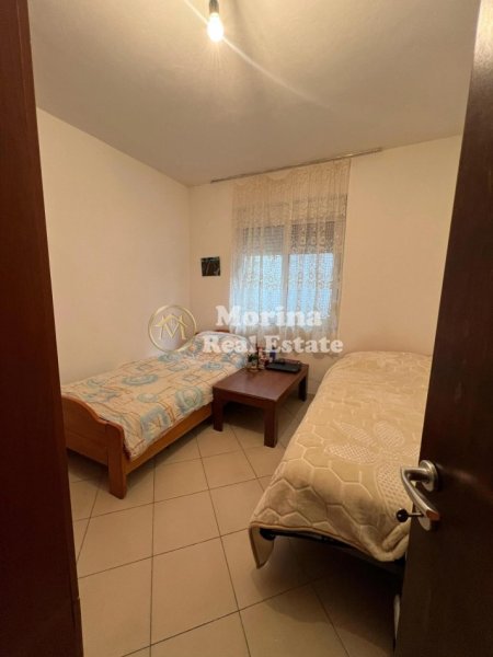 Tirane, jepet me qera shtepi 1+1 Kati 1, 55 m² 250 € (Qytet Studenti)