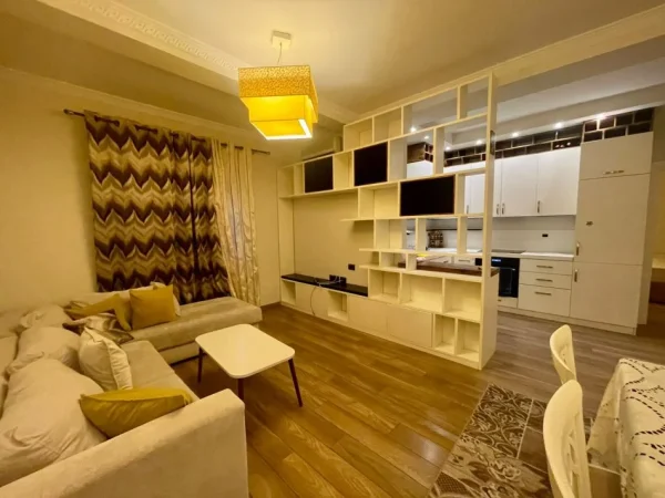 Apartament 1+1 + Garazh me qira tek  ELEONORA  550 €