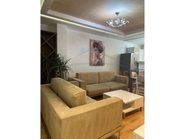 Durres, shitet apartament 2+1 Kati 7, 80 m² 165.000 € (Qender, Durres)