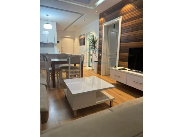 Durres, shitet apartament 2+1 Kati 7, 80 m² 165.000 € (Qender, Durres)
