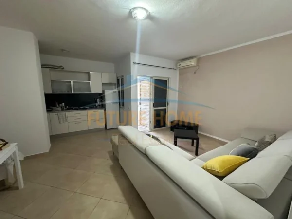 Durres, shitet apartament 1+1+Ballkon Kati 5, 64 m² 85.000 € (durres qender)