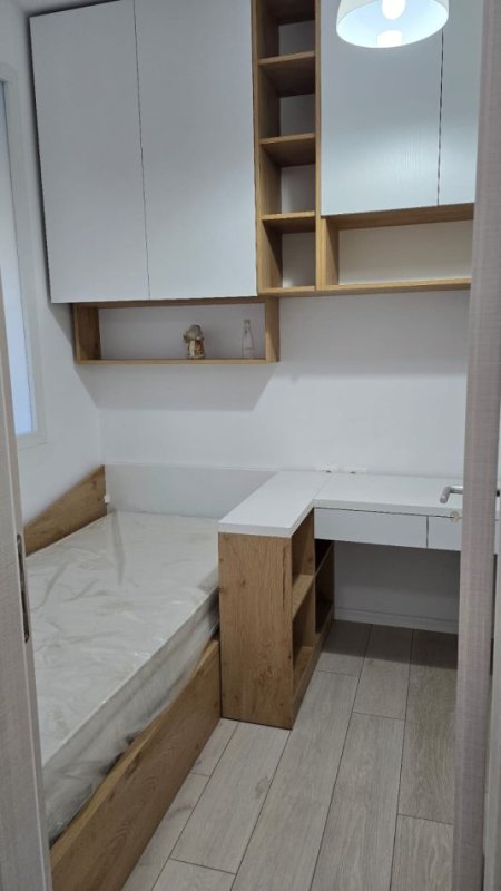 Tirane, jepet me qera apartament 1+1 Kati 4, 76 m² 550 € 