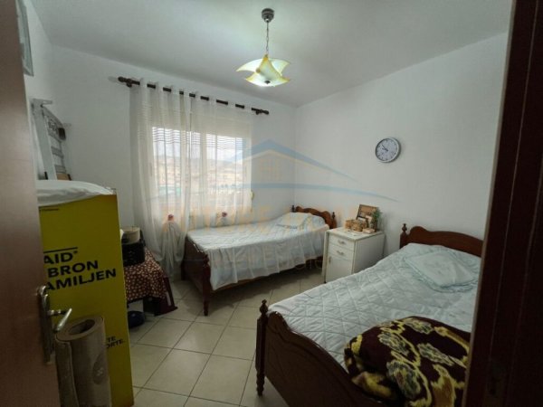 Durres, shitet apartament 2+1+Ballkon Kati 5, 80 m² 93.000 € (Tek Stadiumi, Durres)