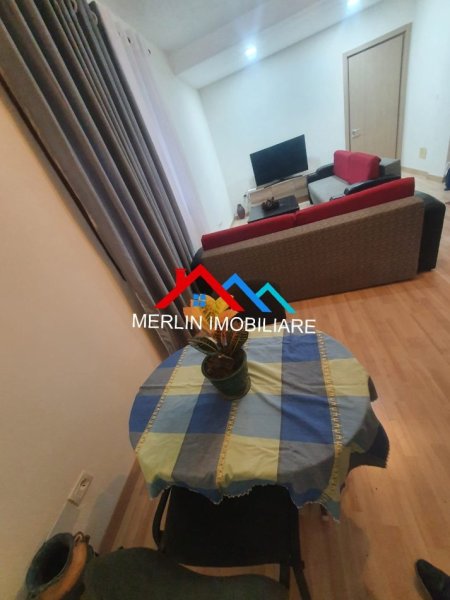 Tirane, jepet me qera apartament 1+1 Kati 1, 65 m² 450 € (Rruga Hasan Vogli,Selite)