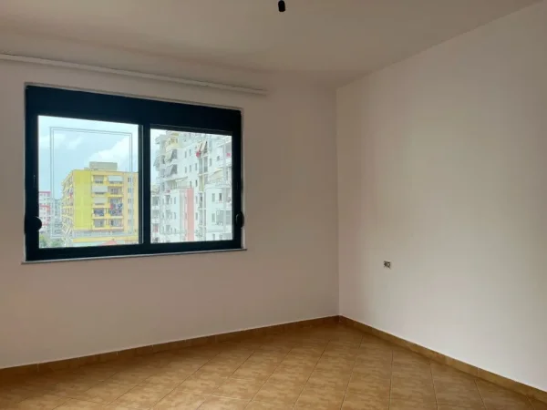 Tirane, shitet apartament Kati 4, 82 m² 110.000 € (Astir)