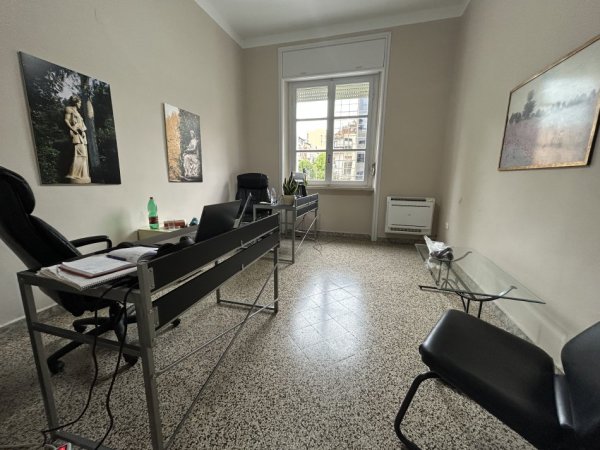 Tirane, ndarje qeraje apartament 3+1+Ballkon Kati 1, (Emin Duraku)