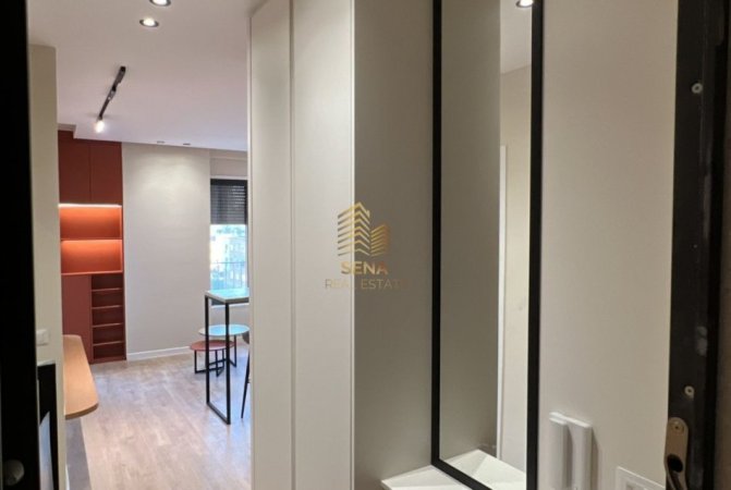 Tirane, jepet me qera apartament 1+1+Ballkon Kati 6, 55 m² 800 € (Rruga Karl Gega)