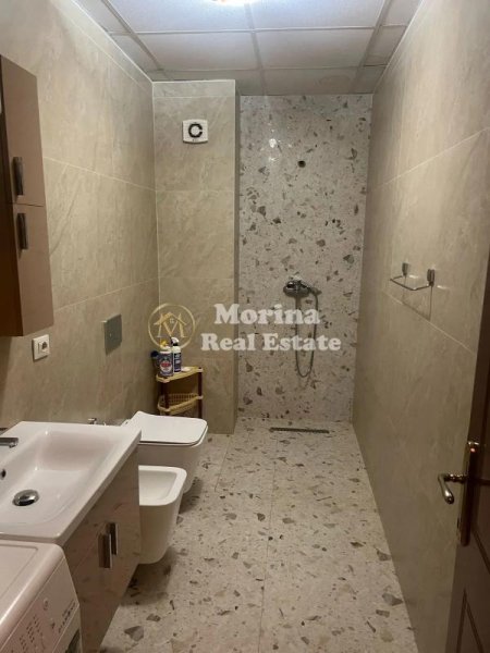 Tirane, jepet me qera apartament 2+1 Kati 3, 85 m² 600 € (Liqeni i Thate)