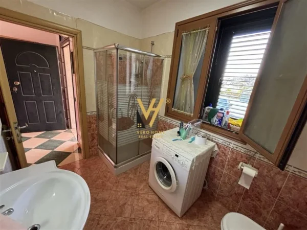 Tirane, shitet Vile 3 Katshe Kati 0, 300 m² 480.000 € (MARIKAJ)