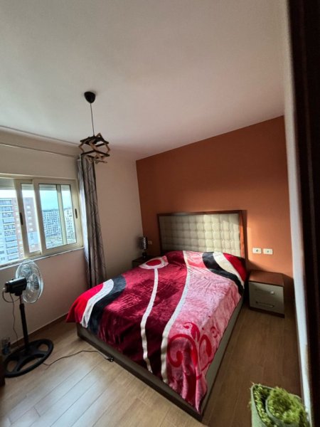 Tirane, jepet me qera apartament 2+1+Aneks+Ballkon Kati 9, 89 m² 550 € (fusha e aviacionit)