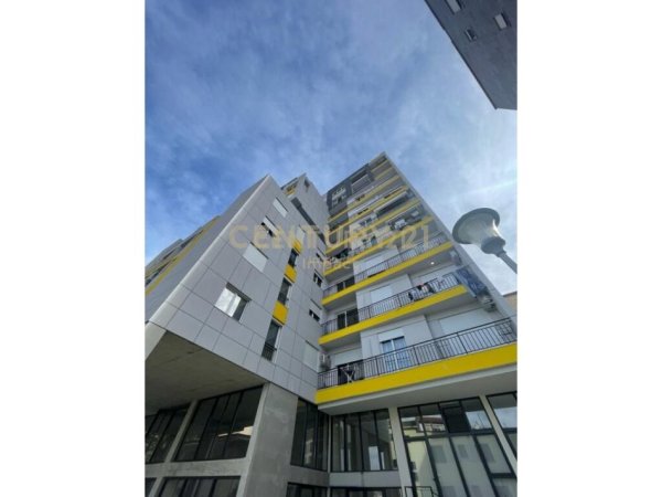 Tirane, shes ambjent biznesi Kati 0, 1.040 m² 2.200.000 € (QSUT)