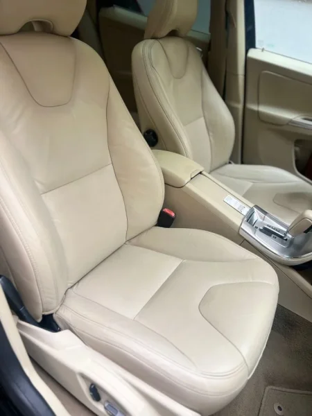 Tirane, shes SUV | Fuoristrad | Xhip volvo xc 60 Benzin+Gaz, e zeze automatik Kondicioner 10.500 € i diskutueshem