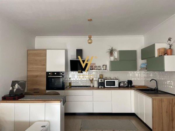 Tirane, jepet me qera apartament 1+1+Ballkon Kati 4, 65 m² 600 € (DON BOSKO)