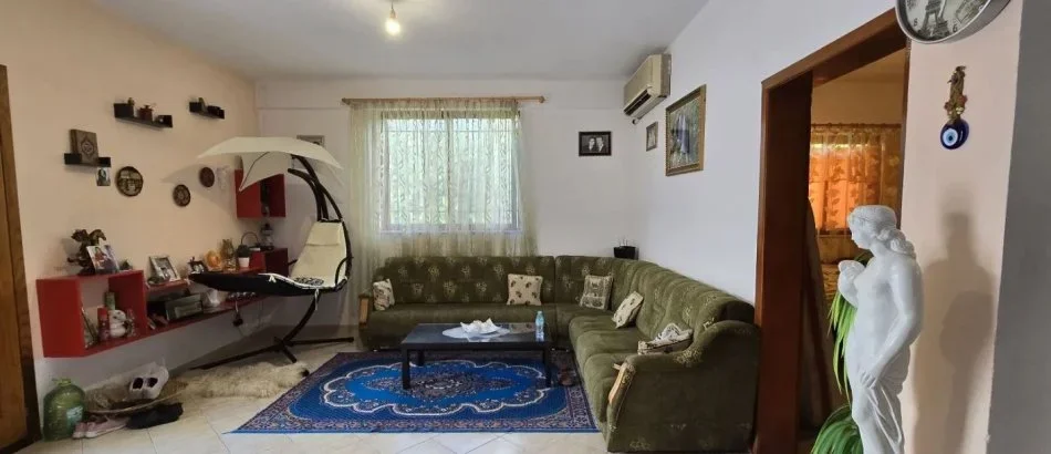 Tirane, shitet apartament 3+1 , 110 m² 135.000 € (Kthesa e Kamzes)