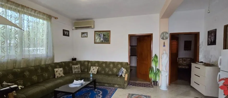 Tirane, shitet apartament 3+1 , 110 m² 135.000 € (Kthesa e Kamzes)