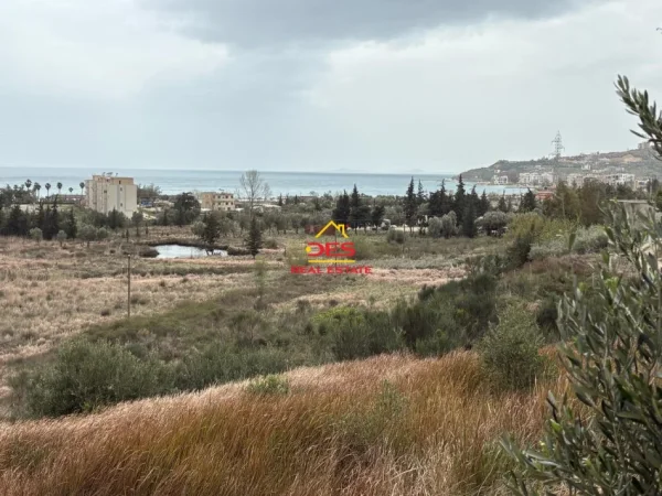 Radhime - Orikum, shitet toke , 3.000 m² (Radhimë)