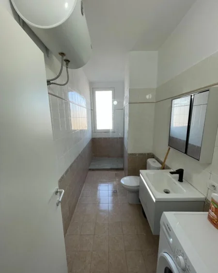 Durres, shes apartament 2+1+Ballkon Kati 6, 80 m² 111.000 € (Florida Plazh)