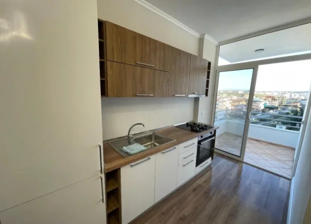 Durres, shes apartament 2+1+Ballkon Kati 6, 80 m² 111.000 € (Florida Plazh)