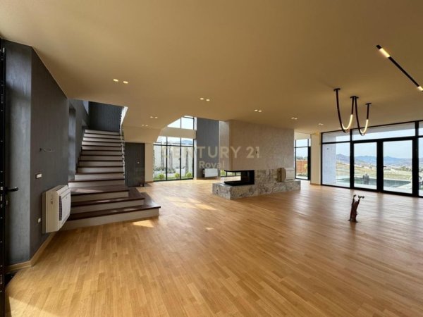 Tirane, jepet me qera Vile 2 Katshe , 600 m² (PRANE ROLLING HILLS)