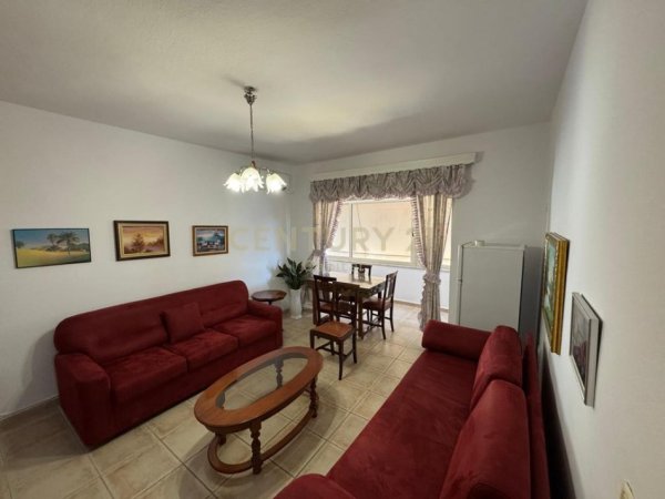 Tirane, shes apartament 1+1+Aneks+Ballkon Kati 9, 76 m² 182.000 € (Komuna e Parisit)