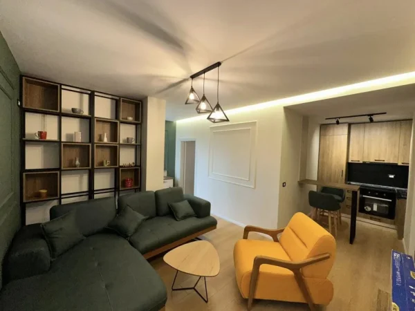 Durres, shes apartament 2+1+Ballkon Kati 2, 119.000 € (Iliria,Plazh)