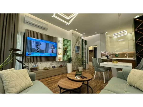 Tirane, jepet me qera apartament 1+1+Aneks+Ballkon Kati 2, 64 m² 800 € (Square 21)