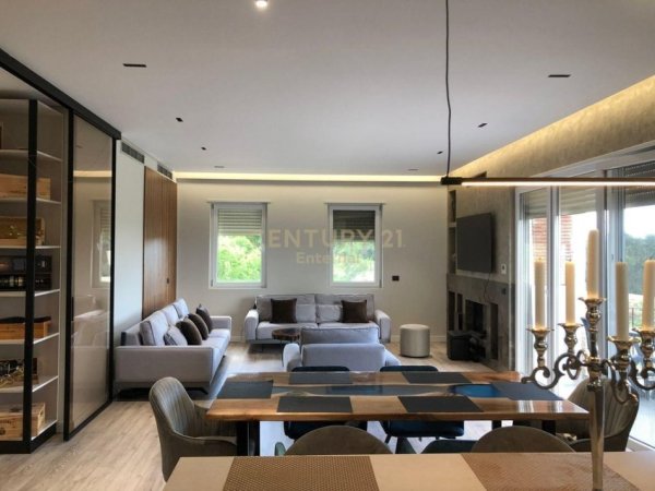 Tirane, shitet apartament 2+1+Aneks+Ballkon Kati 2, 144 m² 380.000 € (Secret Garden)