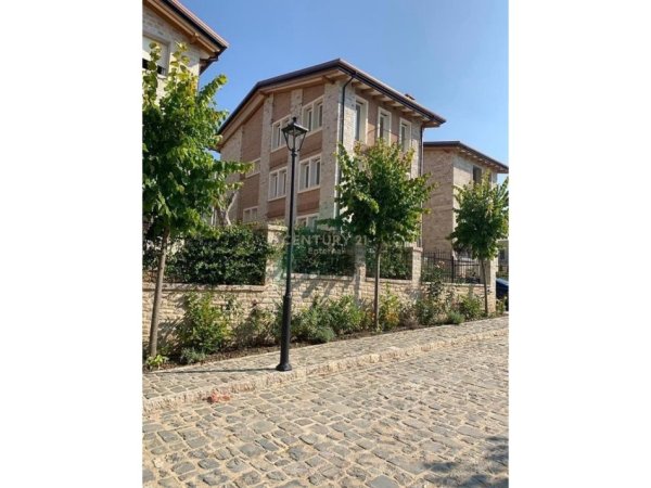 Tirane, shitet apartament 2+1+Aneks+Ballkon Kati 2, 144 m² 380.000 € (Secret Garden)