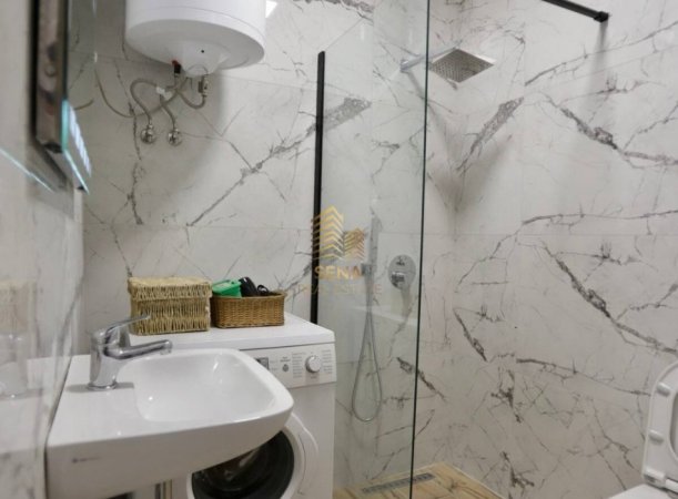 Tirane, jepet me qera apartament 1+1 Kati 4, 55 m² 550 € (Rruga Karl Gega)