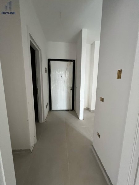Tirane, shitet apartament 1+1 Kati 3, 52 m² 66.000 € (QTU)