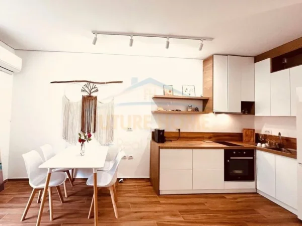Durres, shitet apartament 1+1 , 72 m² 250.000 € ("San Pietro Residences", Gjiri Lalzit .)