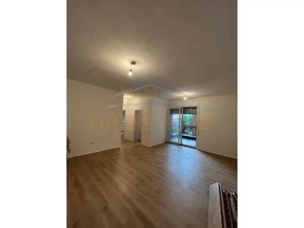 Tirane, shitet apartament 2+1 Kati 2, 105 m² 175.000 € (Don Bosko)