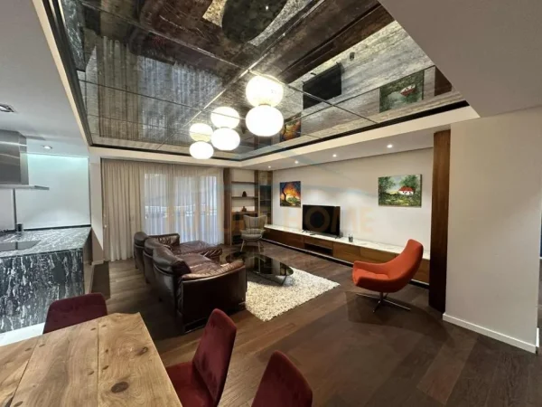 Tirane, jepet me qera apartament 2+1+ Garazh  Kati 1, 198 m² 1.500 € (Kopshti Botanik)  UNA51105