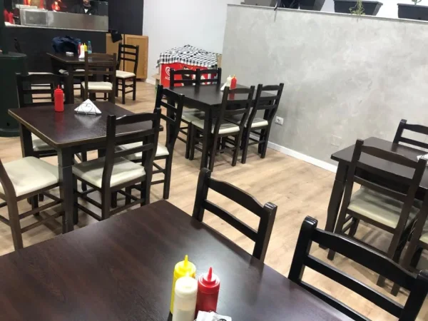 Tirane, shitet dyqan Kati 1, 60 m² (Rruga e DIbres)