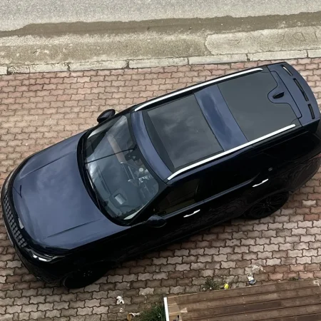 Tirane, shitet SUV | Xhip Land Rover Discovery5 Benzin, blu e errët automatik Klima 110.000 km 28.000 €