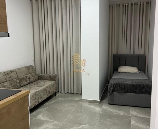 Tirane, jepet me qera apartament 1+1 Kati 3, 38 m² 300 € (Rruga Kongresi Manastirit)