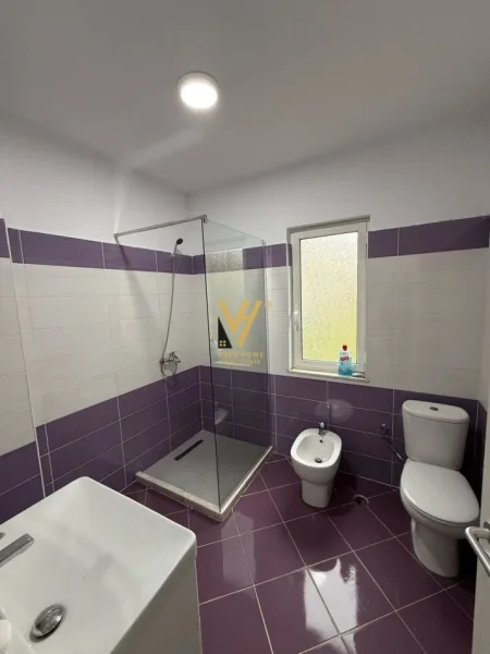 Durres, shitet apartament 1+1+Ballkon Kati 2, 73 m² 79.000 € (SHKEMBI I KAVAJES)