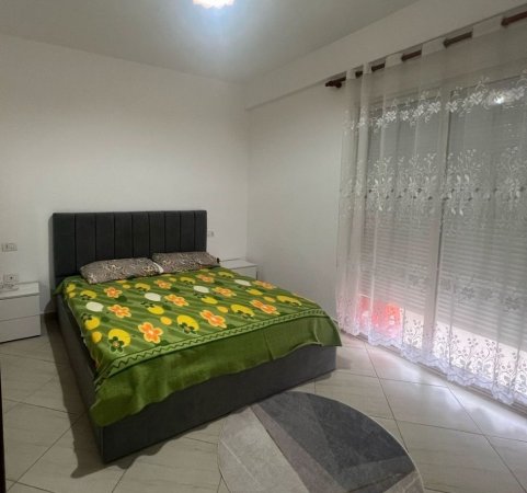 Tirane, jepet me qera apartament 2+1+Ballkon Kati 2, 100 m² 450 € (Rruga e Teleferikut,Fresku,Tirana)