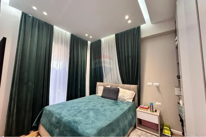 Tirane, shitet 2+1+Ballkon Kati 4, 92 m² 179.900 € 