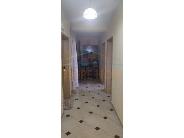 jepet me qera 2+1+Ballkon Kati 11, 85 m² 500 € (vollga)