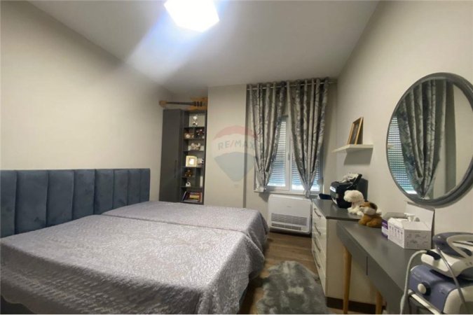 Tirane, shitet apartament 2+1+Ballkon Kati 5, 118 m² 207.000 € 