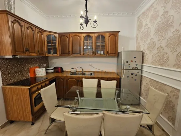 Durres, shitet apartament 2+1+Ballkon Kati 3, 70 m² 126.000 € (golem)