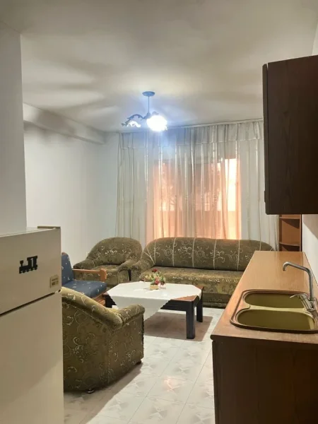 Tirane, jepet me qera apartament 1+1 Kati 1, 350 m² 350 € (Jepet me Qera Ap 1+1 ne Don Bosko Rruga Miftar Gerbolli Don Bosko)