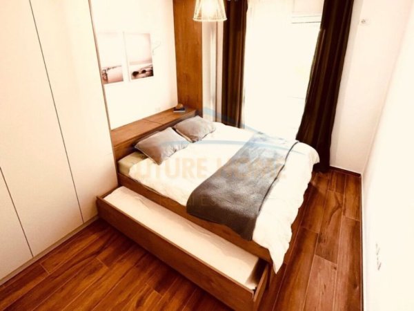 Durres, shitet apartament 1+1+Aneks+Ballkon Kati 0, 72 m² 250.000 € (Gjiri i Lalzit)