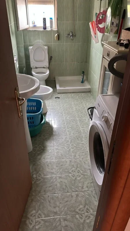 Durres, shitet apartament 1+1+Ballkon Kati 2, 64 m² 67.000 € 