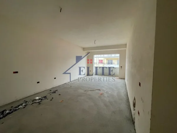 Tirane, shitet apartament 2+1+Ballkon Kati 7, 110 m² 93.075 € (Kamez)
