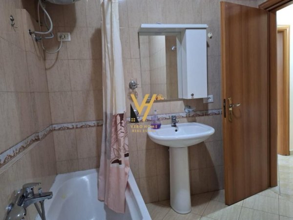 Tirane, jepet me qera apartament 1+1+Ballkon Kati 5, 65 m² 450 € (DON BOSKO)