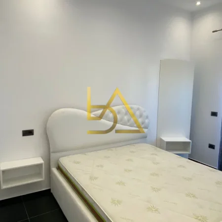 Durres, shitet apartament 2+1+Ballkon Kati 11, 119 m² (rruga portit)