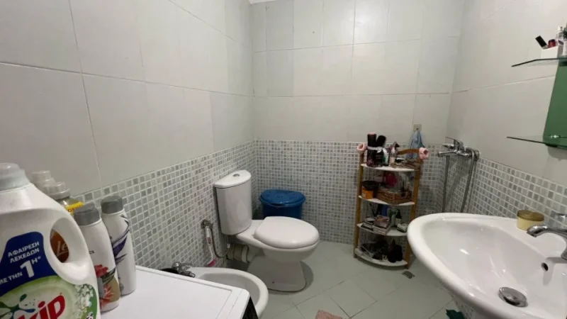 Tirane, shitet apartament 2+1 Kati 6, 97 m² 130.000 € (Yzberisht)