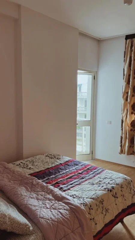 Tirane, jepet me qera apartament 1+1 Kati 2, 60 m² 430 € 